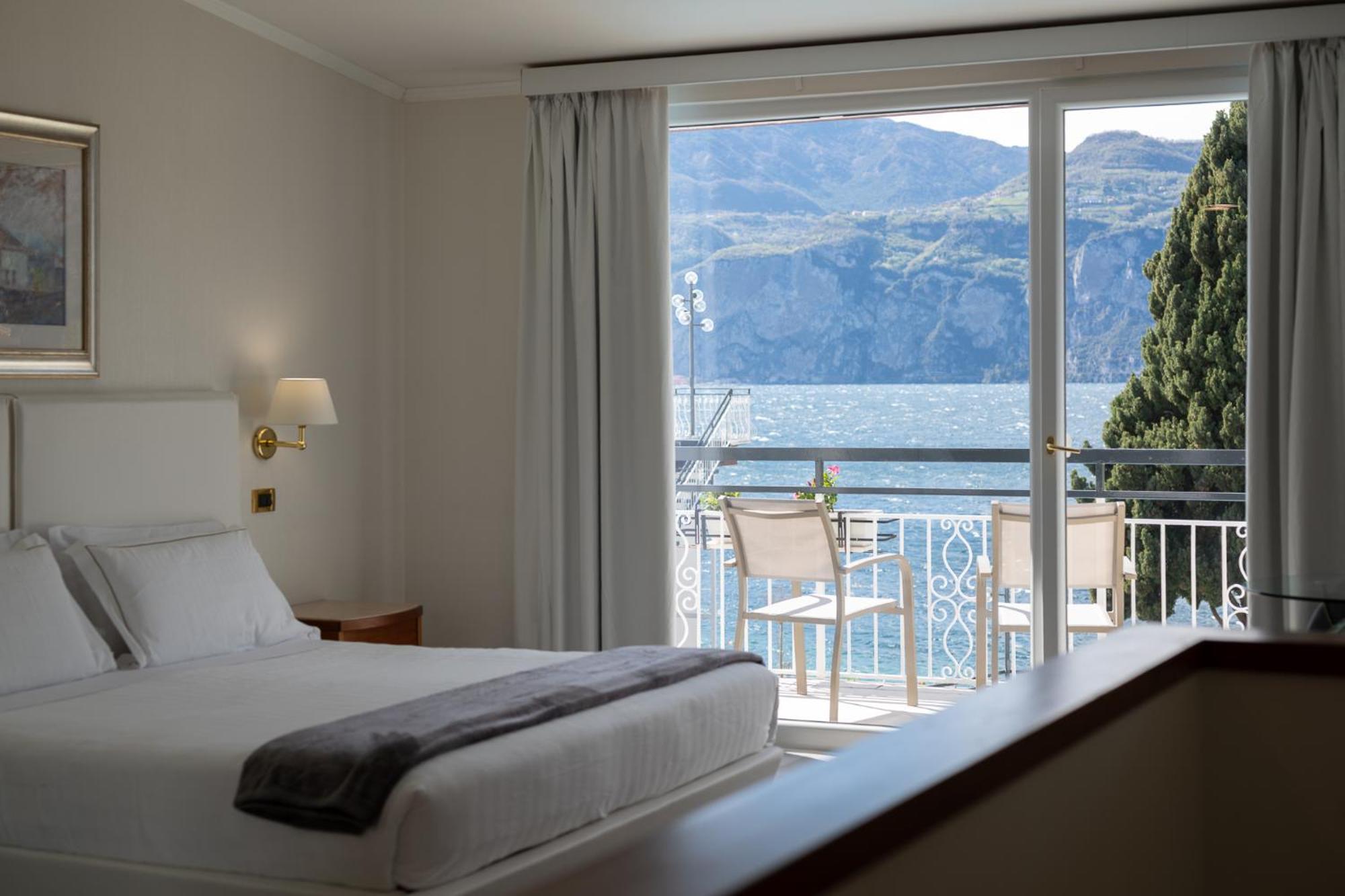 Junior Suite con Vista Lago