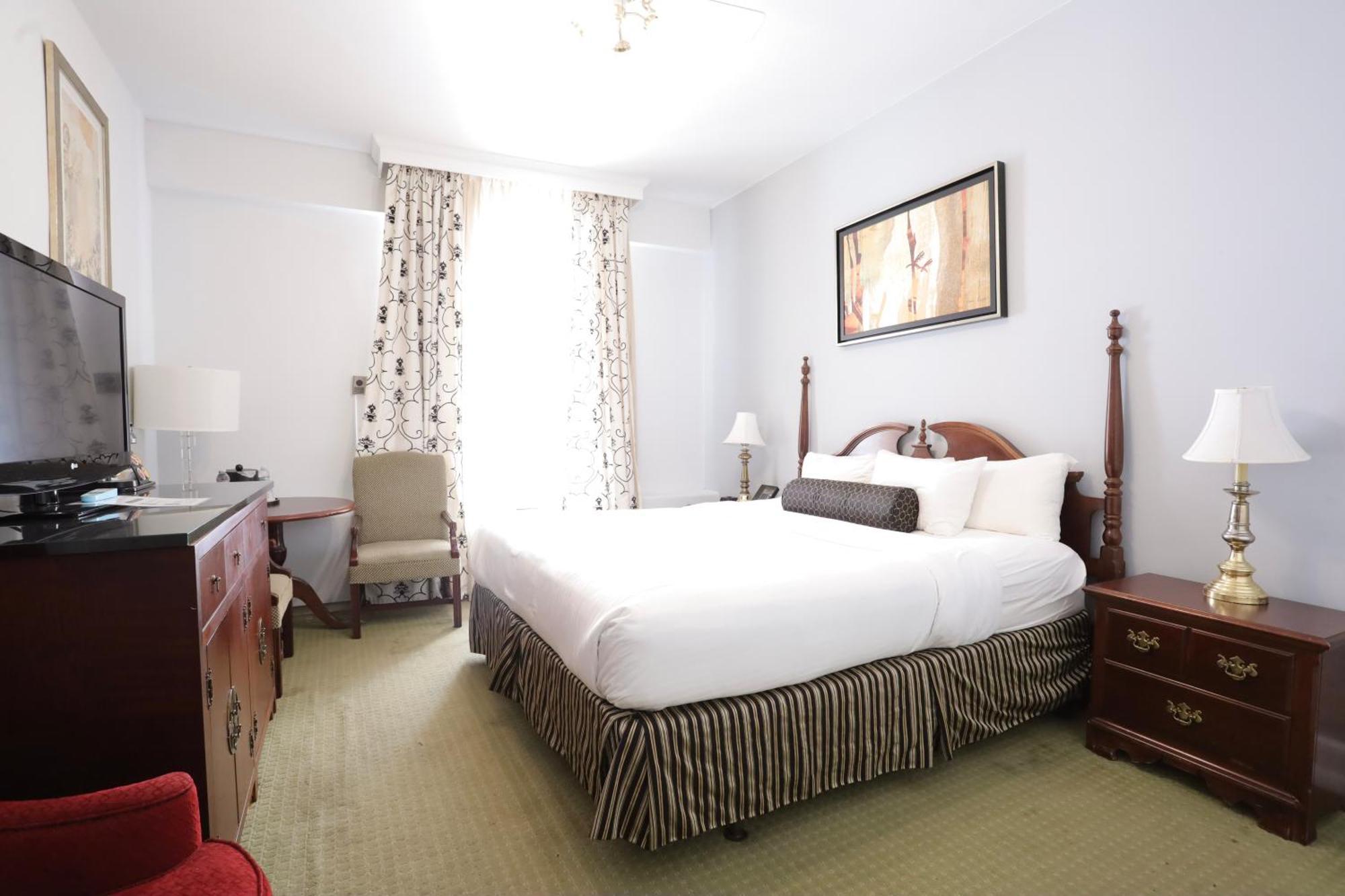 Large Double Room