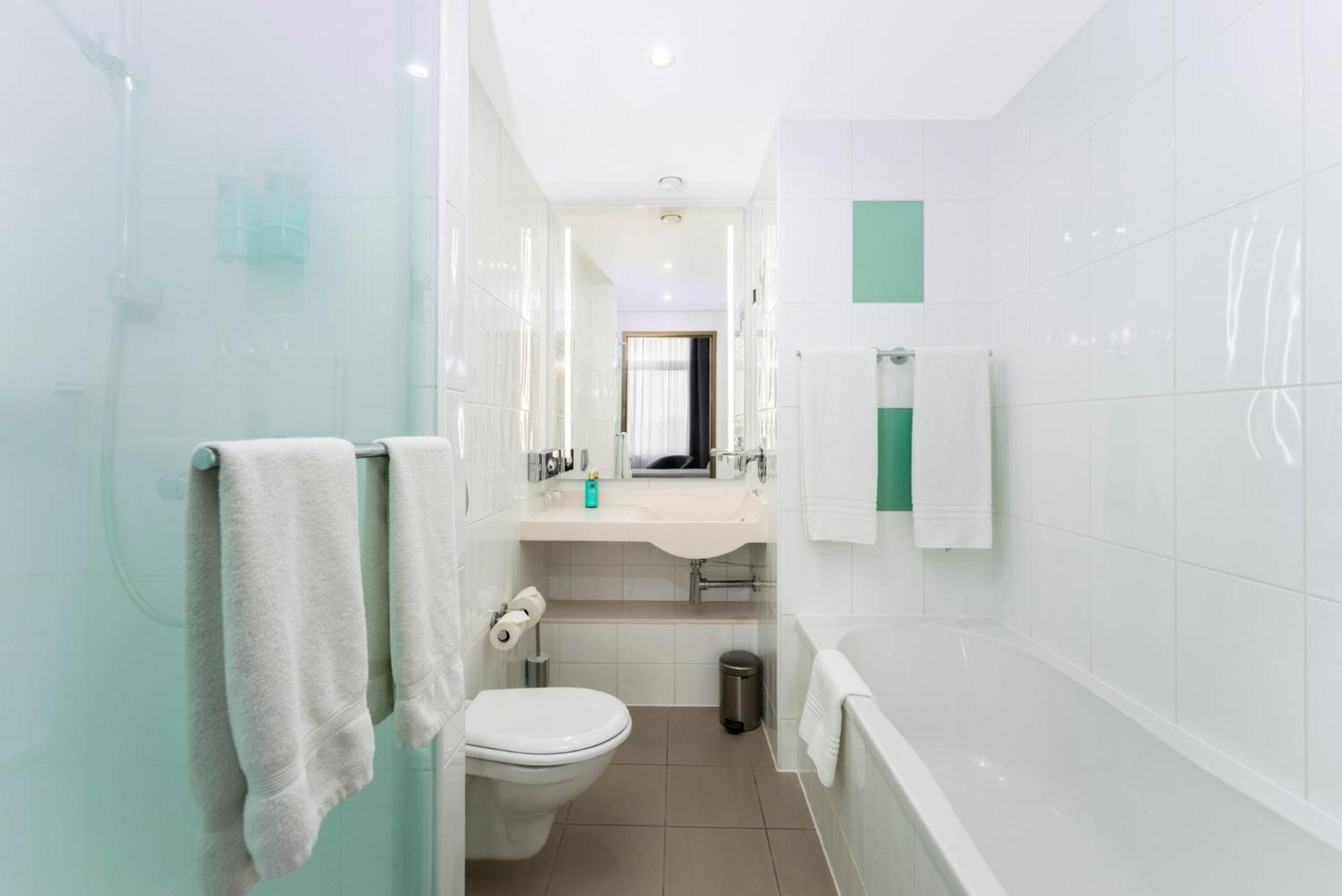 Habitación Doble Superior con sofá cama