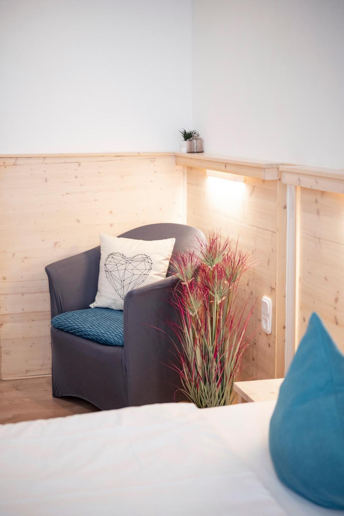 Double or Twin Room,1765808972:JPEG