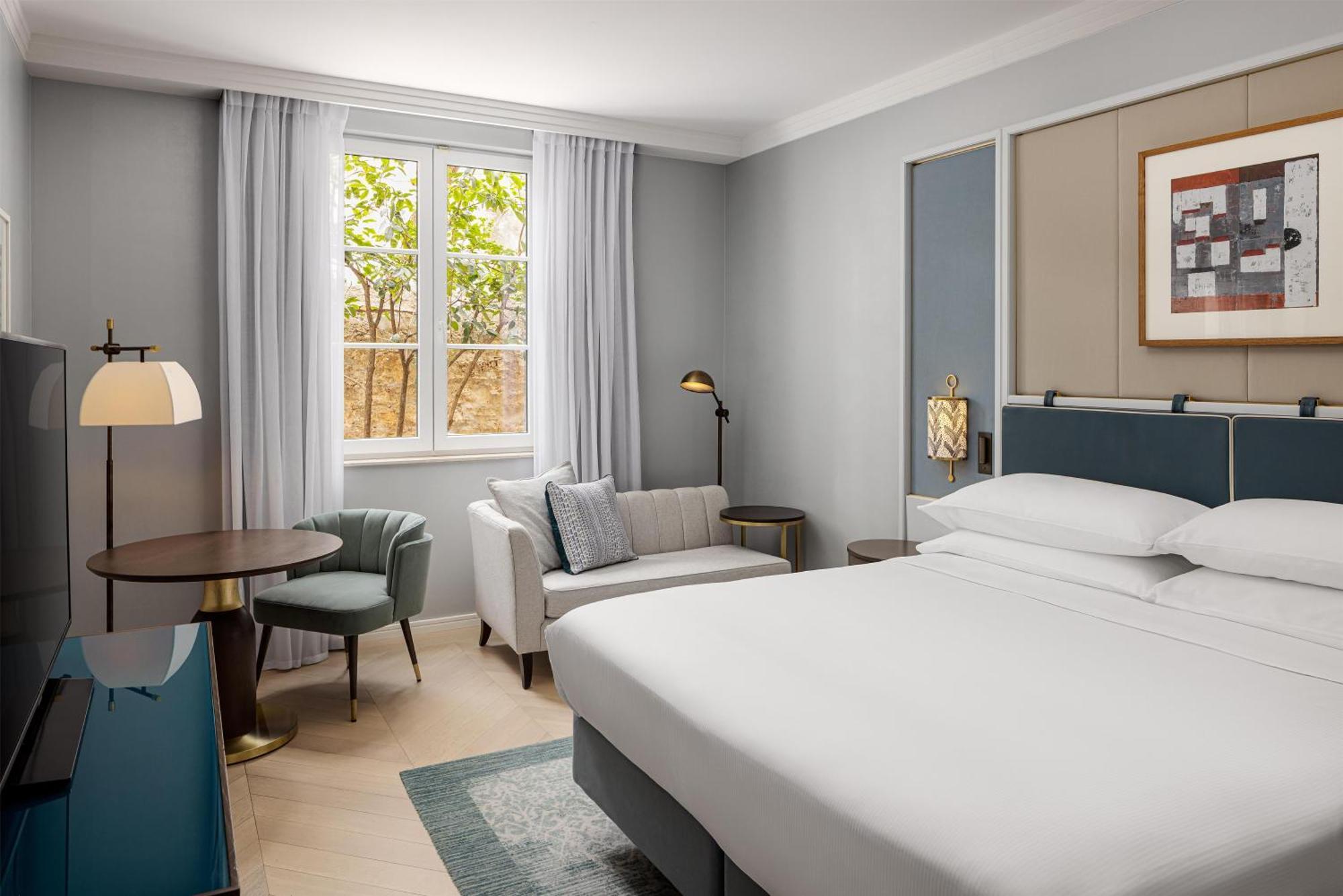 Double Room,1765812060:JPEG