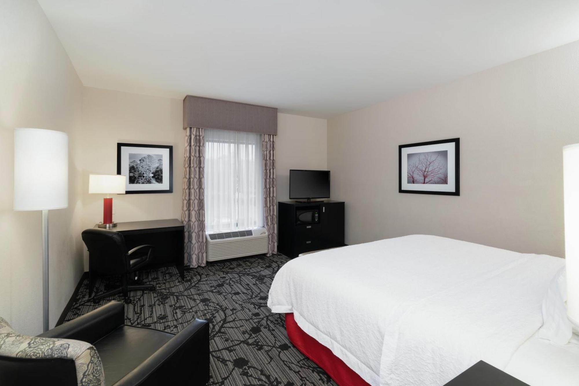 King Room - Non-Smoking