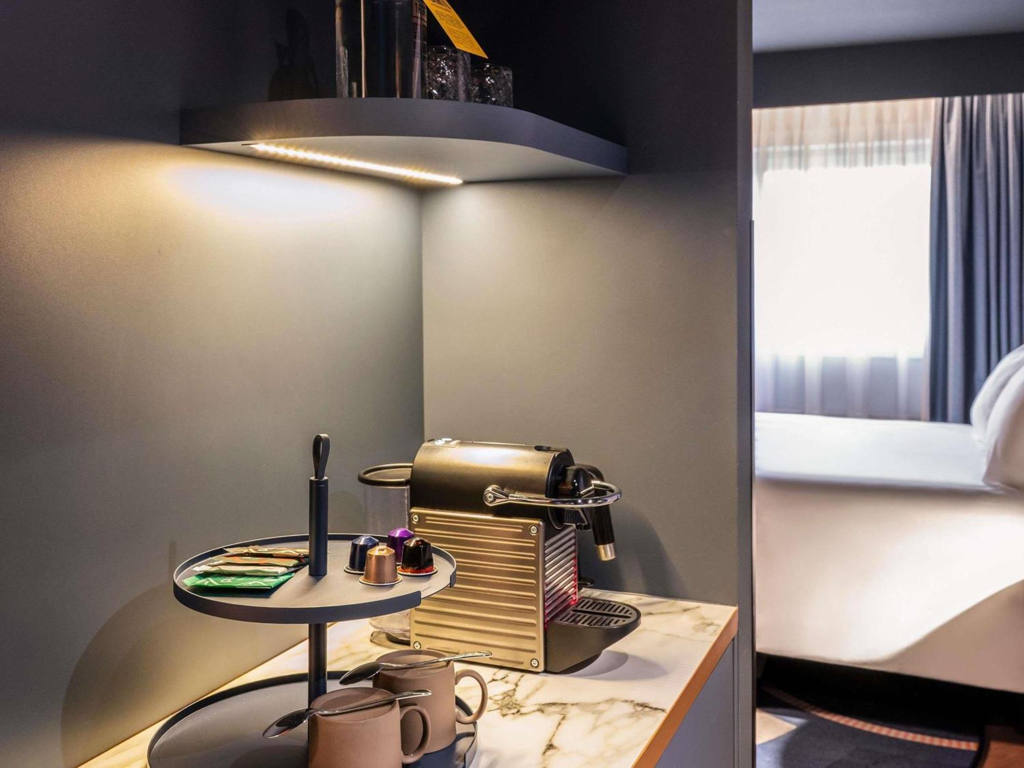 TRIBE MAX Doppelzimmer mit Schlafsessel