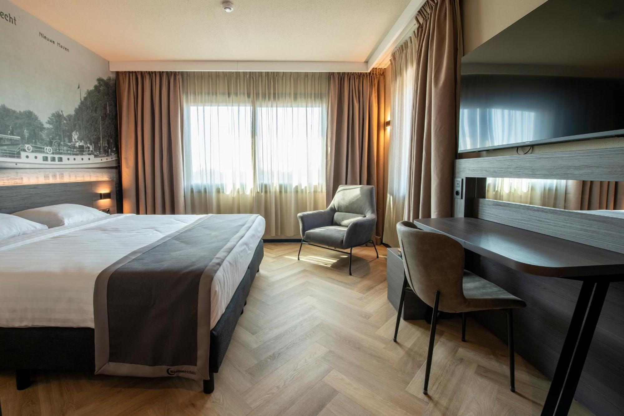 Deluxe King Room,1769475544:JPEG