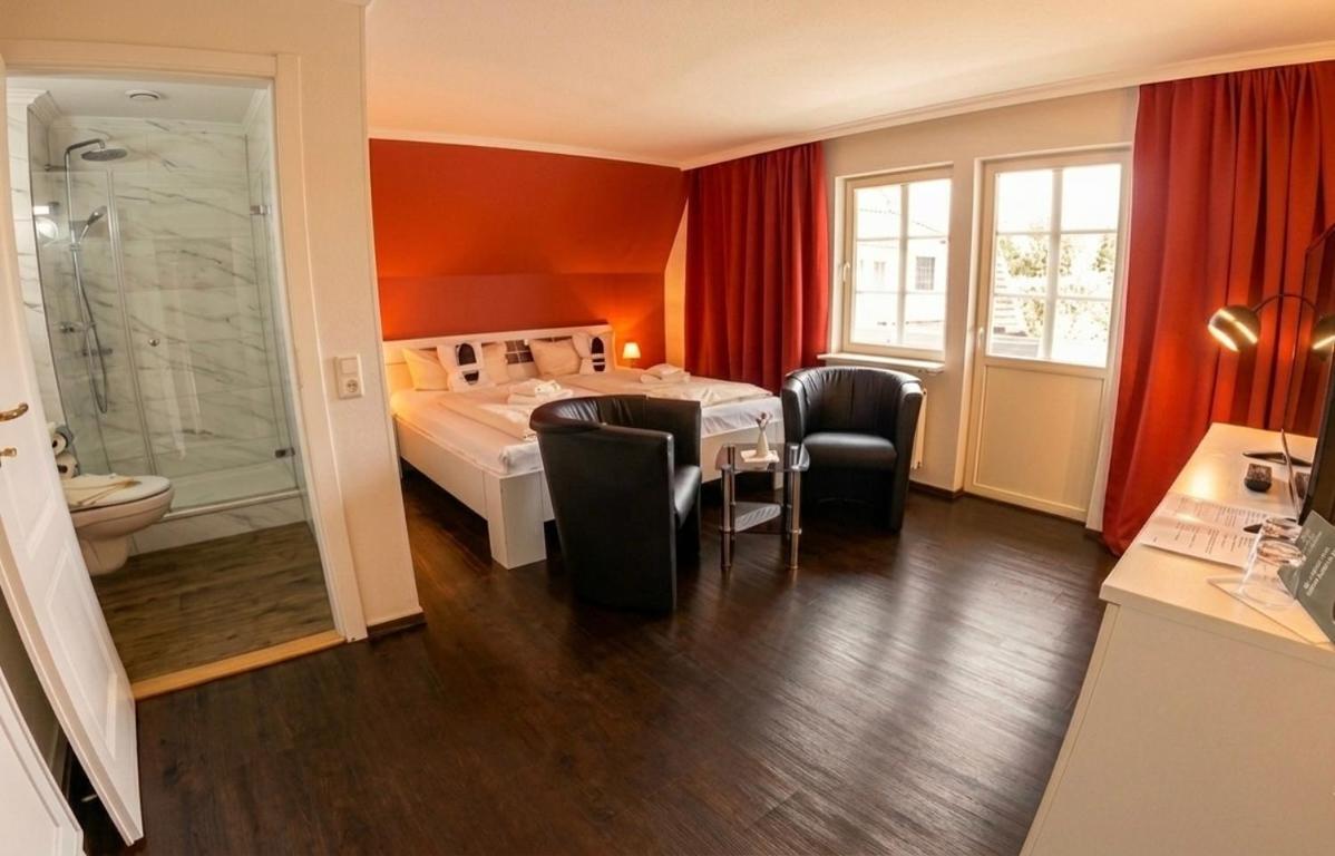 Doppelzimmer mit Balkon