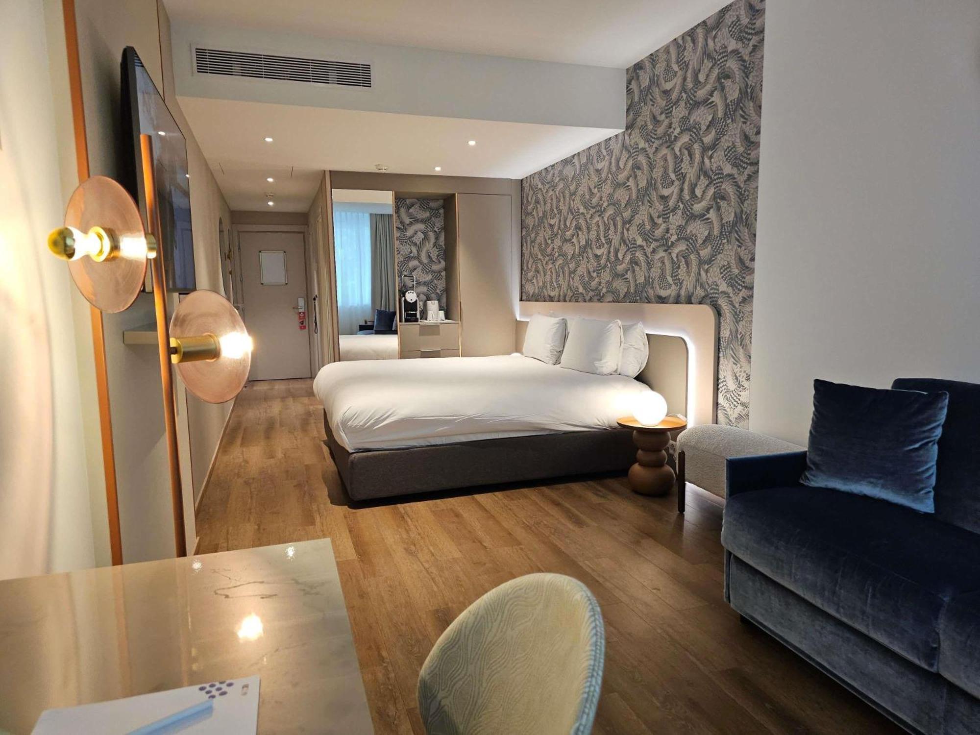 Standard Room One Double Bed One Sofa Bed,1769550639:JPEG