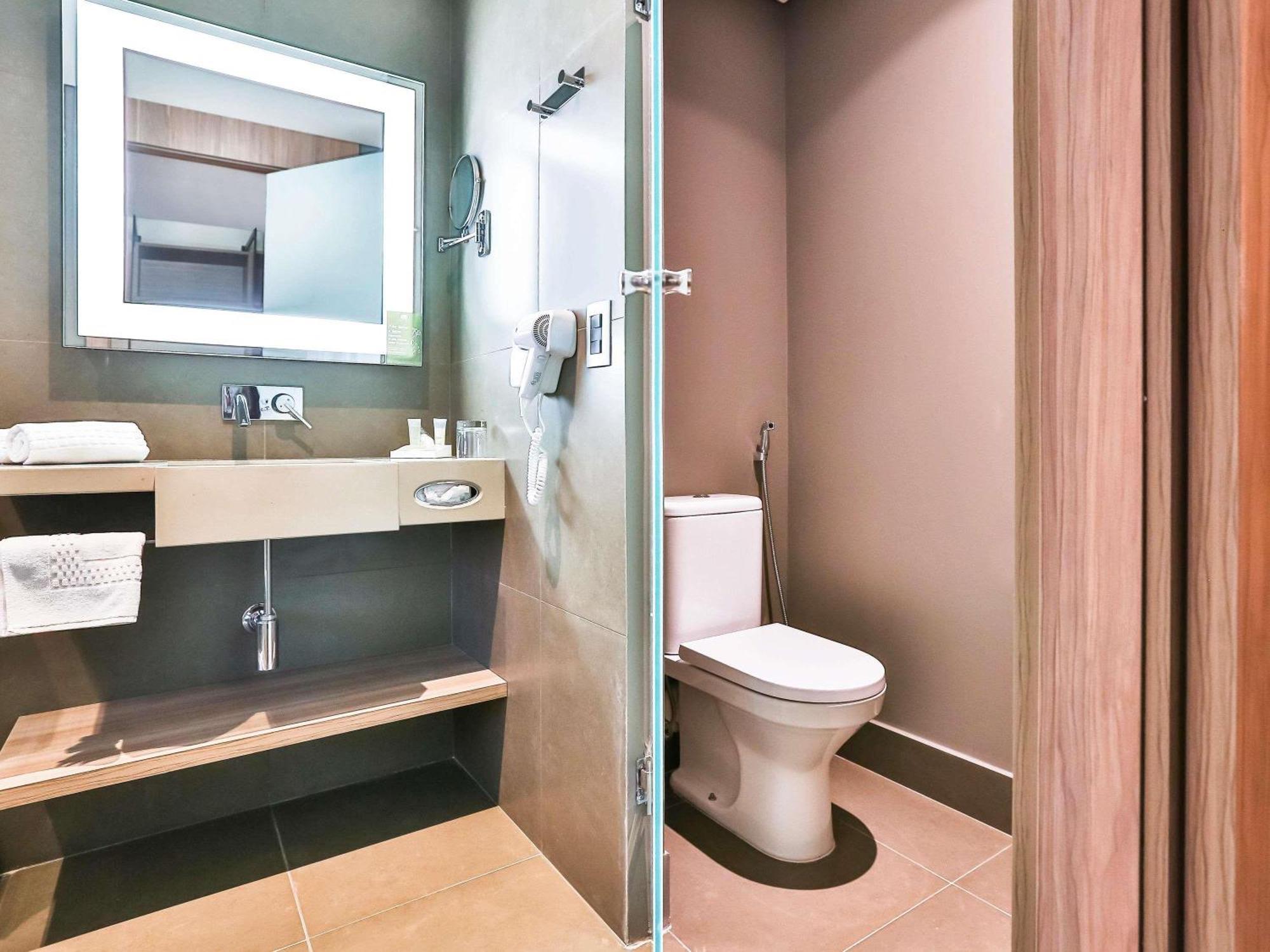 Quarto Superior com 1 Cama de Casal e 1 Cama de Solteiro
