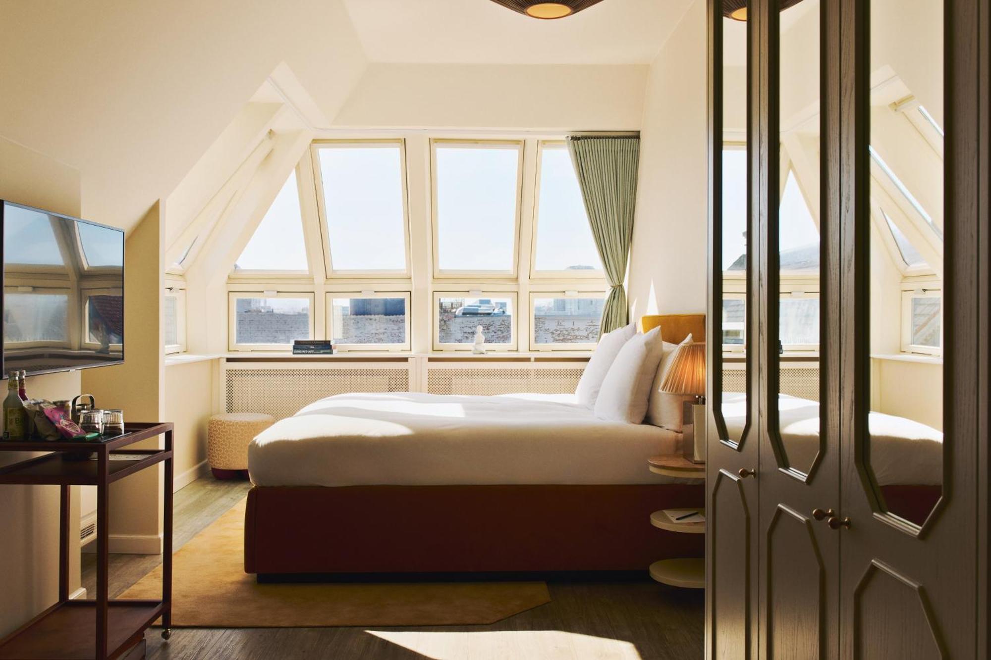 Suite Júnior