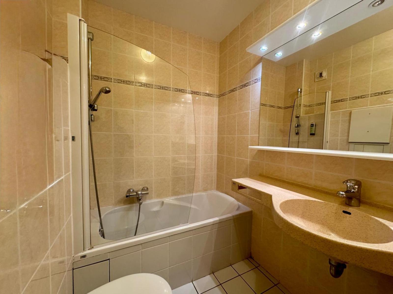 Chambre Double ou Lits Jumeaux avec Balcon