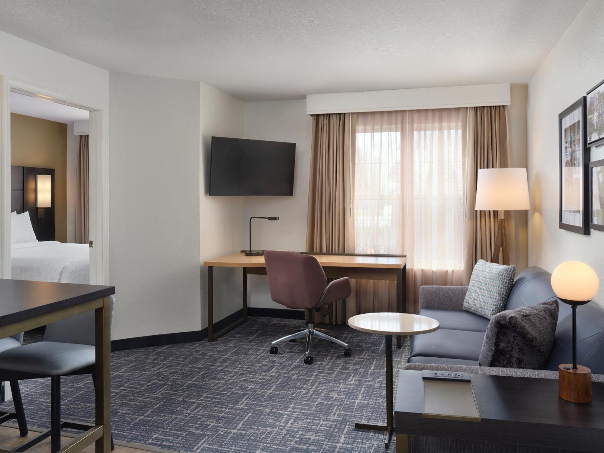 One-Bedroom Suite with Sofa Bed