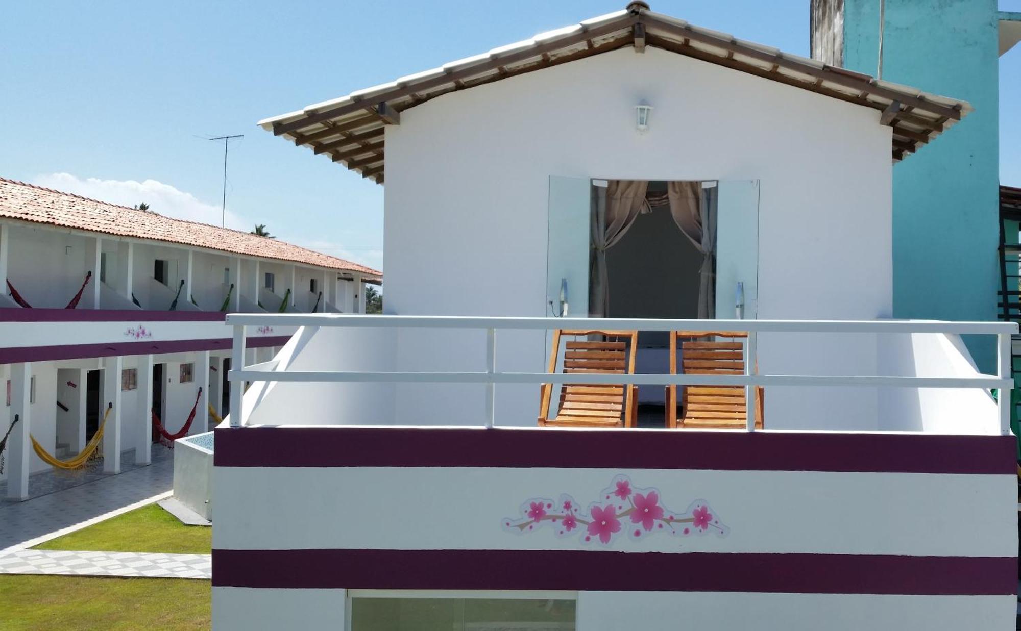 Quarto Duplo Deluxe com Varanda e Vista do Mar