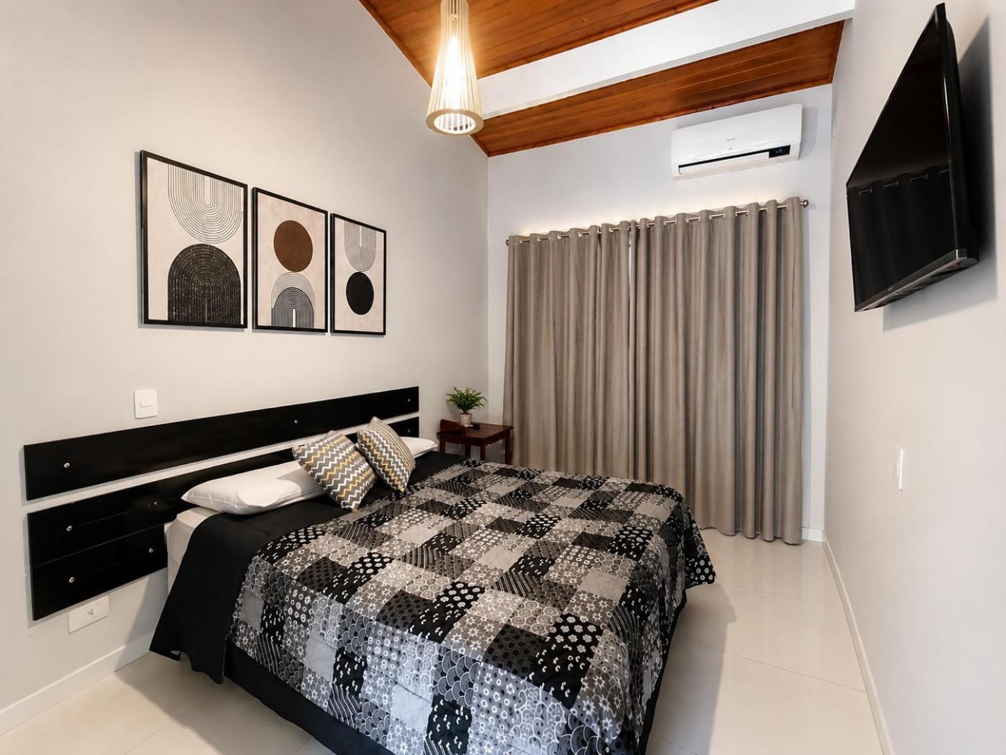 Quarto Duplo Standard
