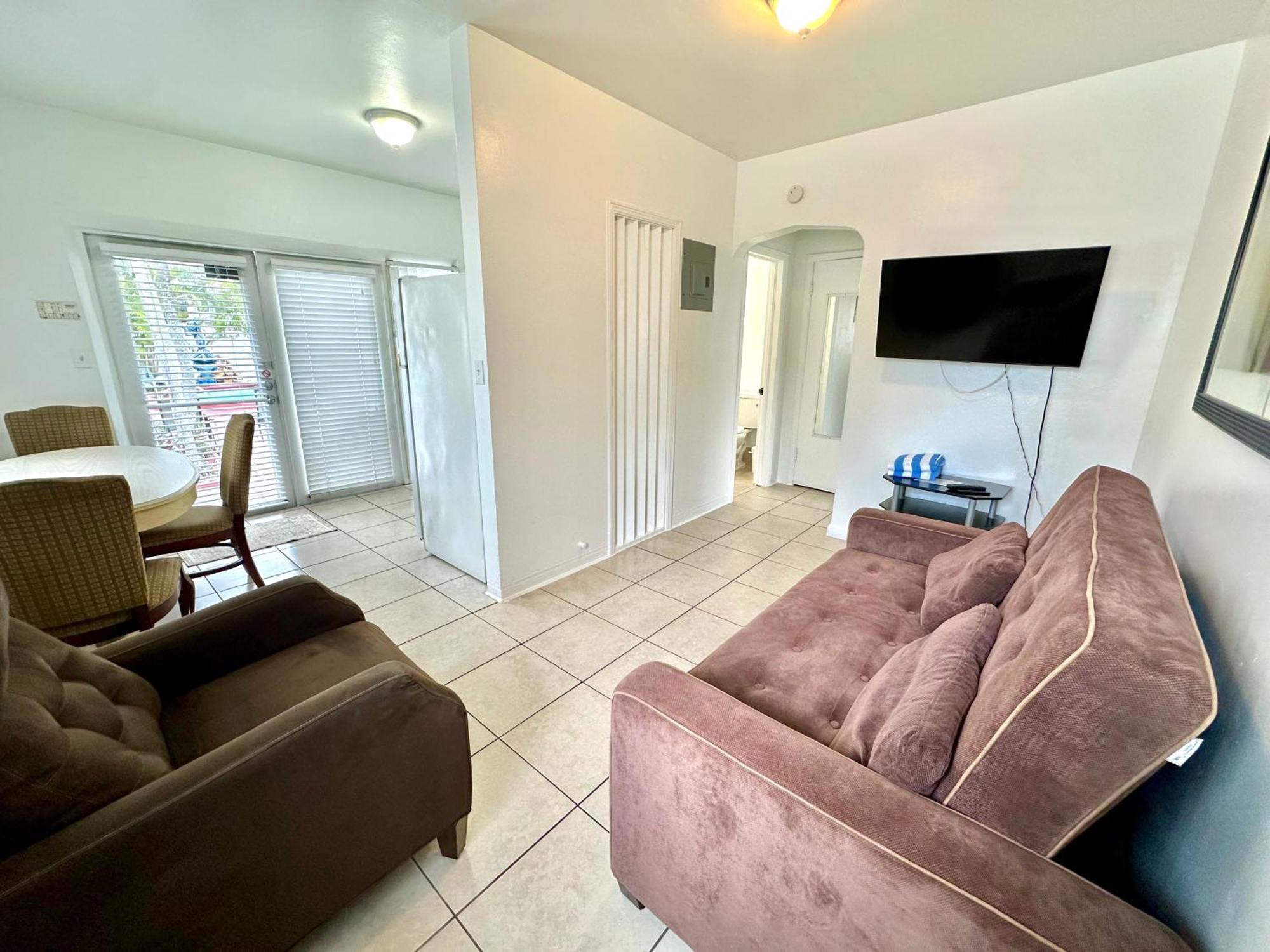 One-Bedroom Apartment,1771539958:JPEG