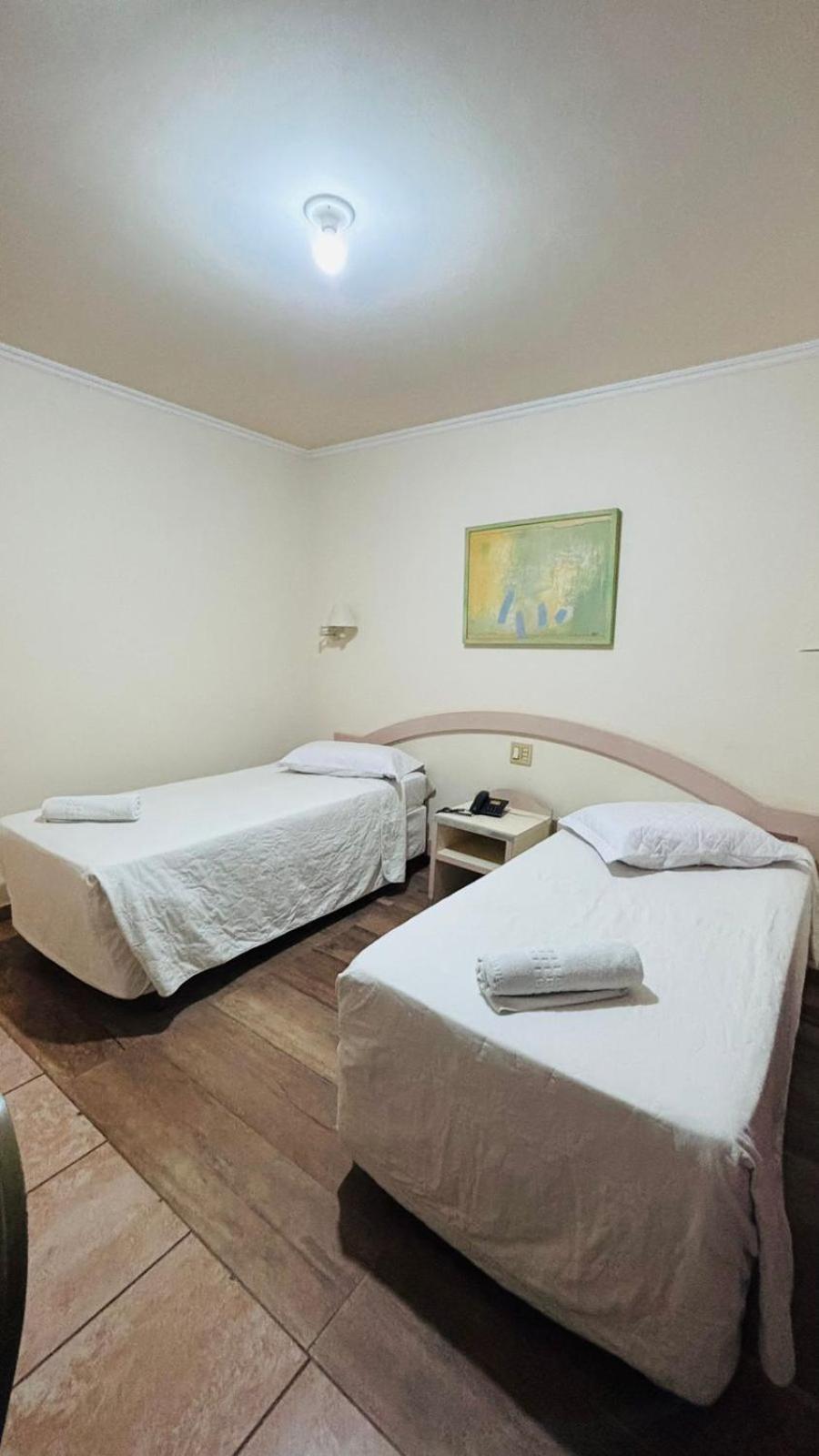 Quarto Standard com 2 Camas de Solteiro
