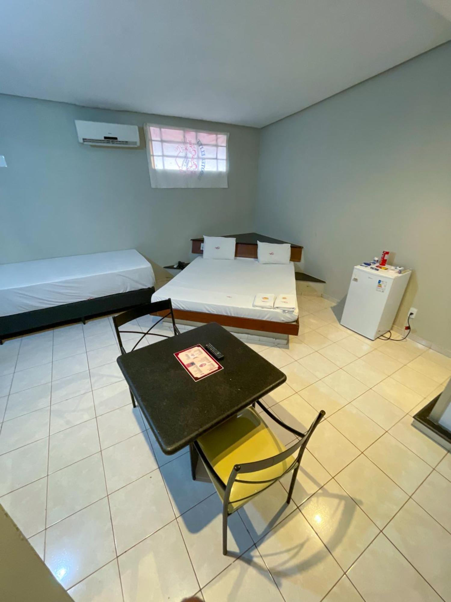 Quarto Duplo Standard