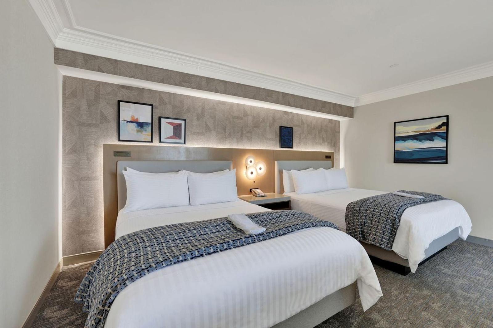 Suite Queen com 2 Camas Queen-size e Varanda - Não Fumadores