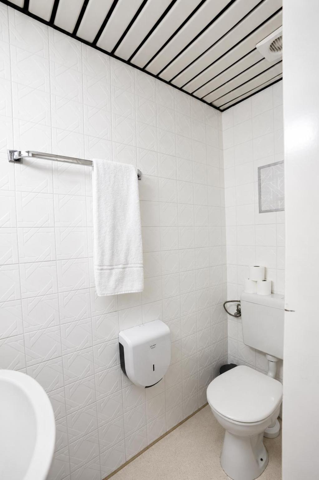 Camera Familiare con Bagno in Comune