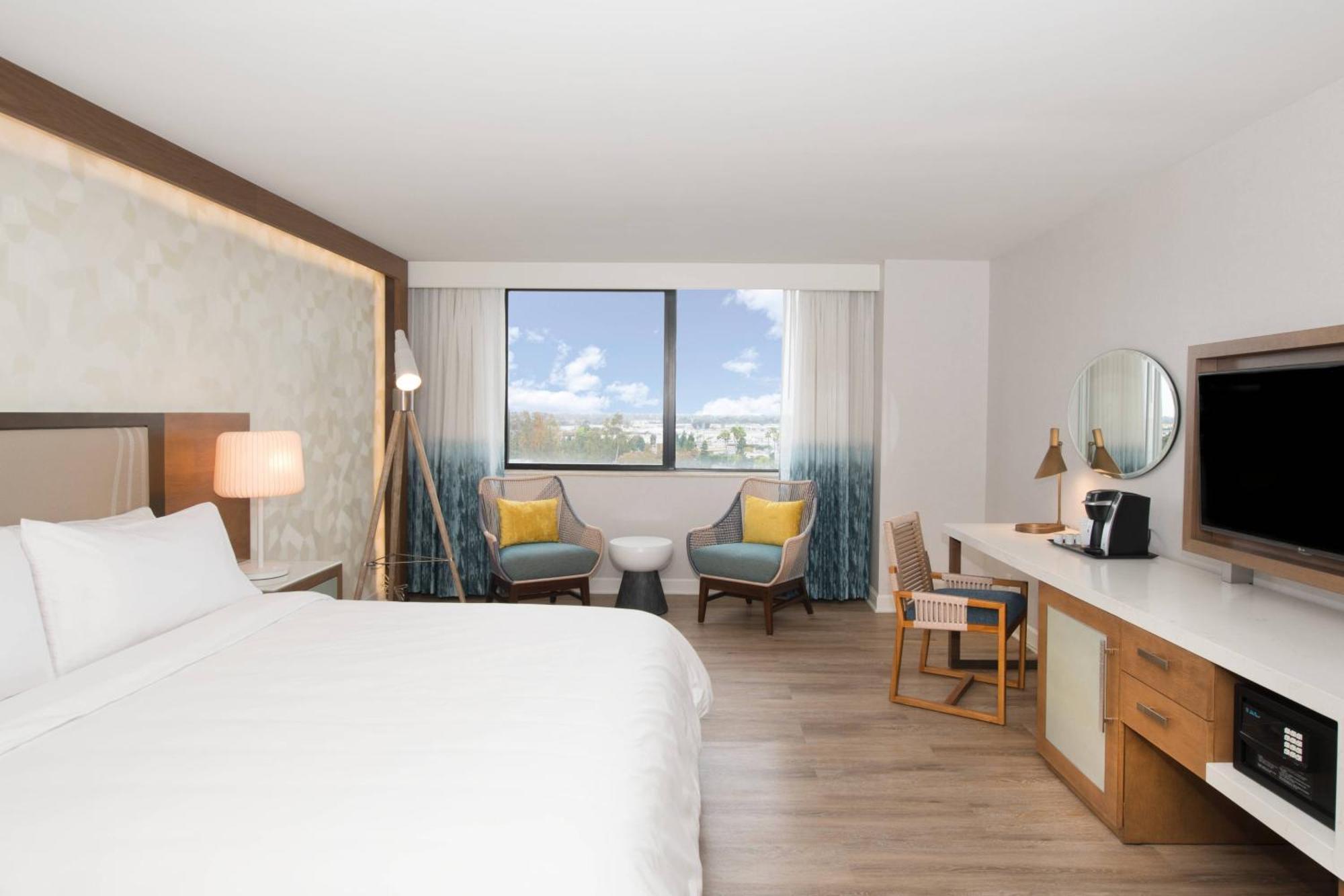Chambre Lit King-Size - Vue sur Ville