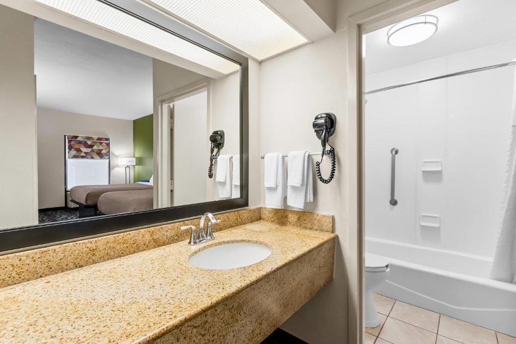 Double Room - Non-Smoking