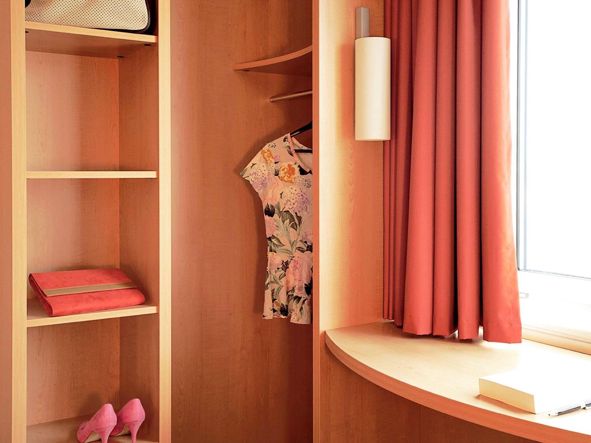 Standard Double Room,181809927:JPEG