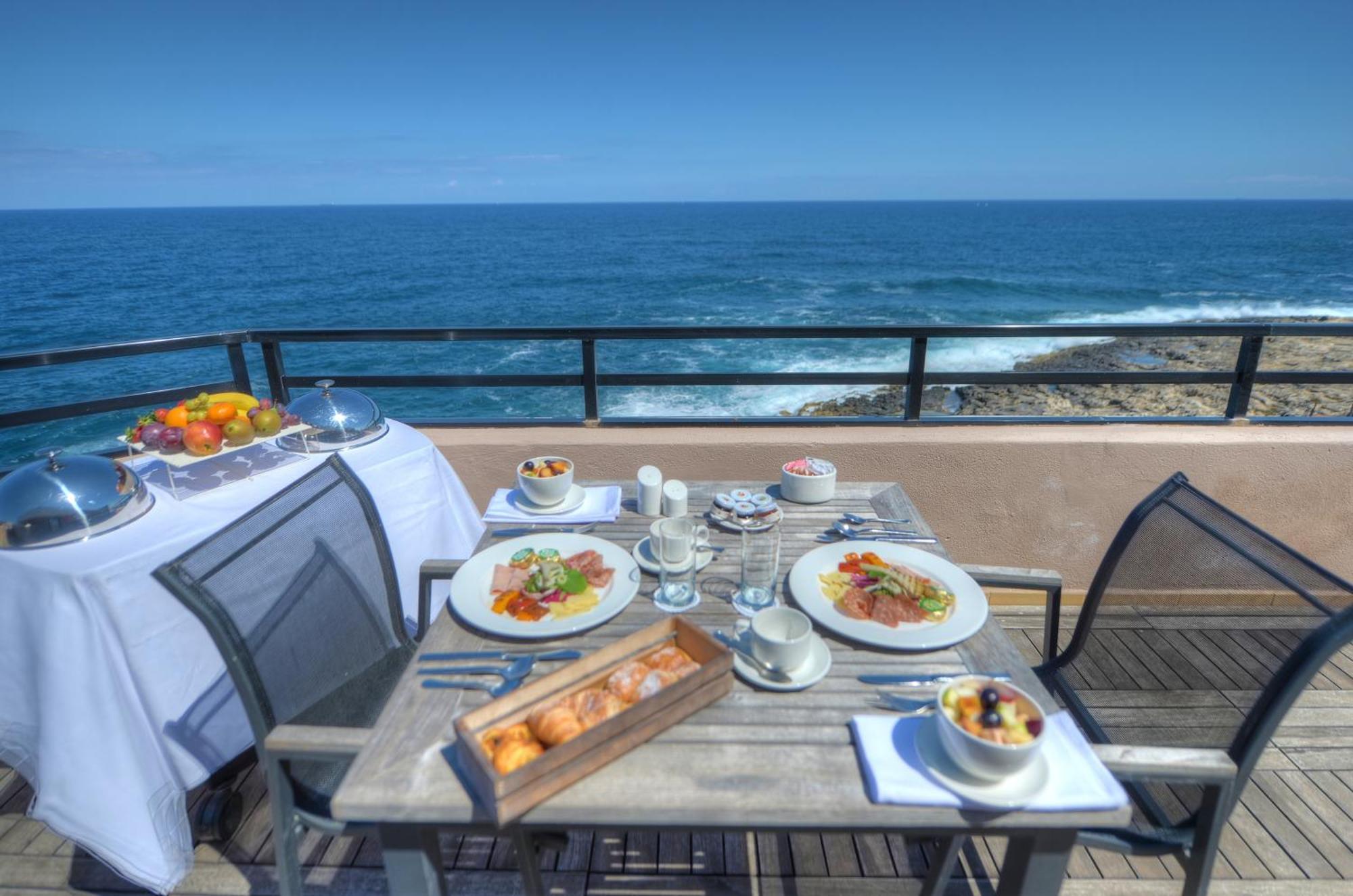 Superior Suite met Terras en Uitzicht op Zee