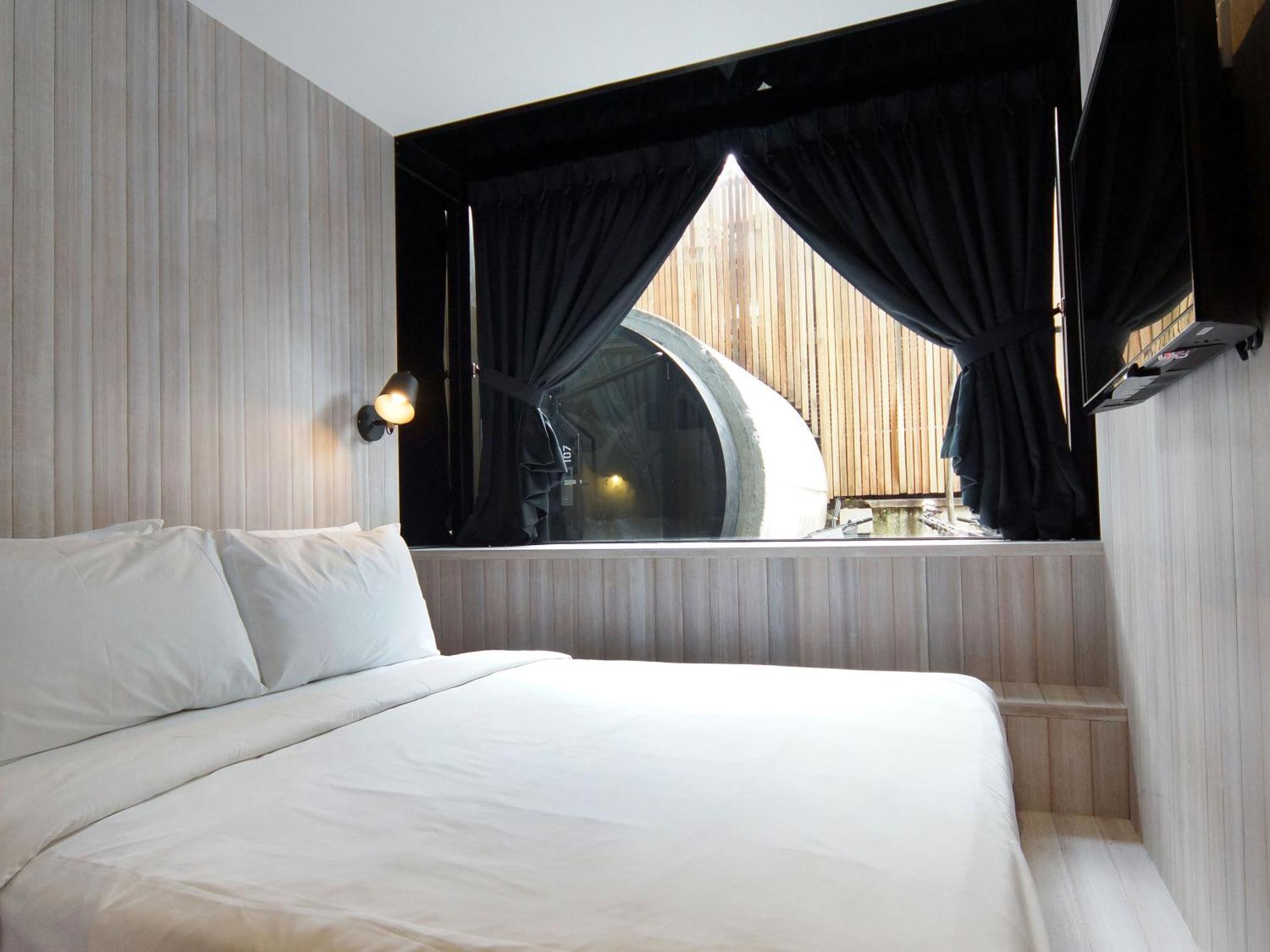 Quarto Container