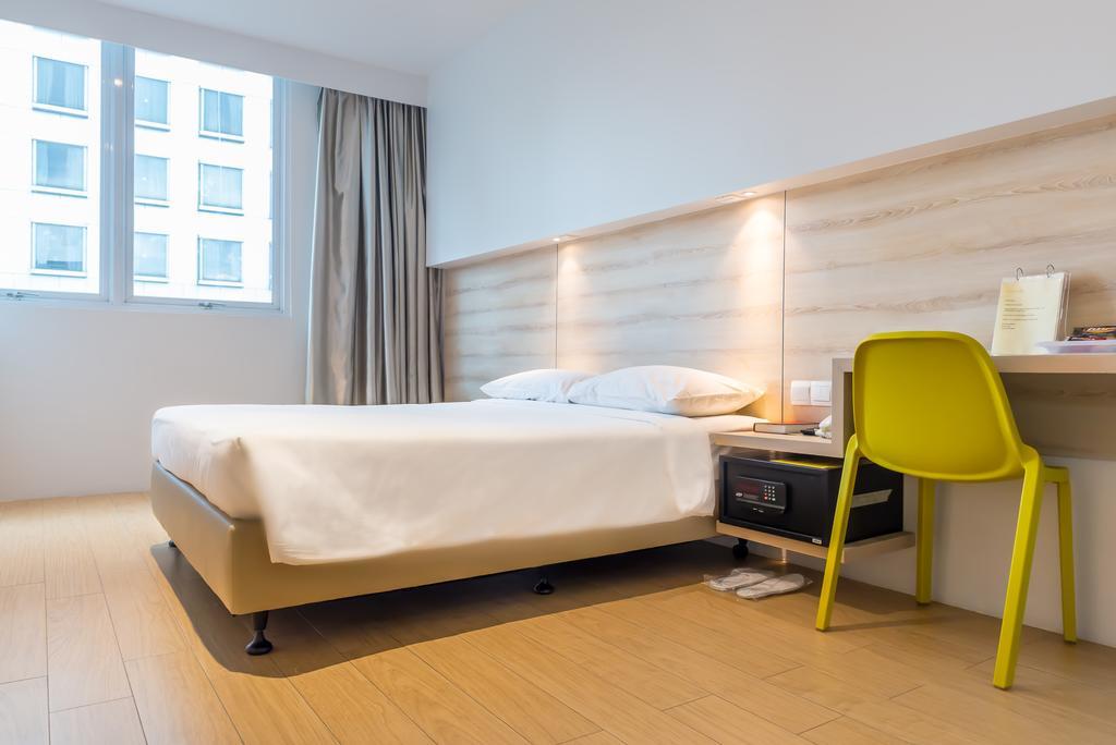 Quarto Deluxe com Cama de Casal ou 2 de Solteiro