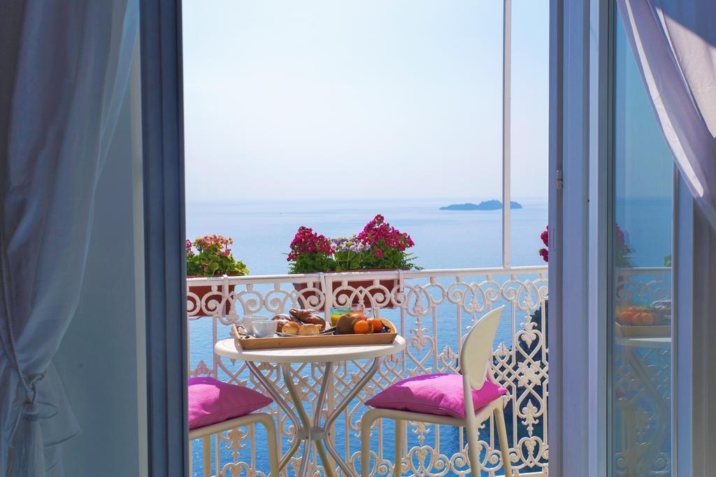 Habitación Doble Superior con balcón - vistas al mar