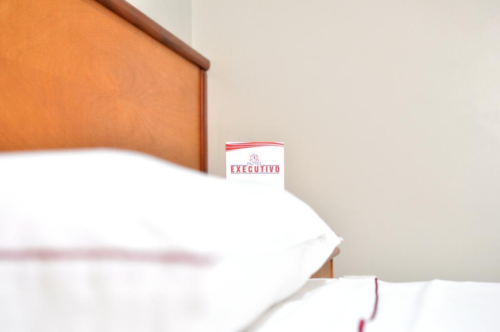 Quarto com Cama de Casal ou 2 de Solteiro