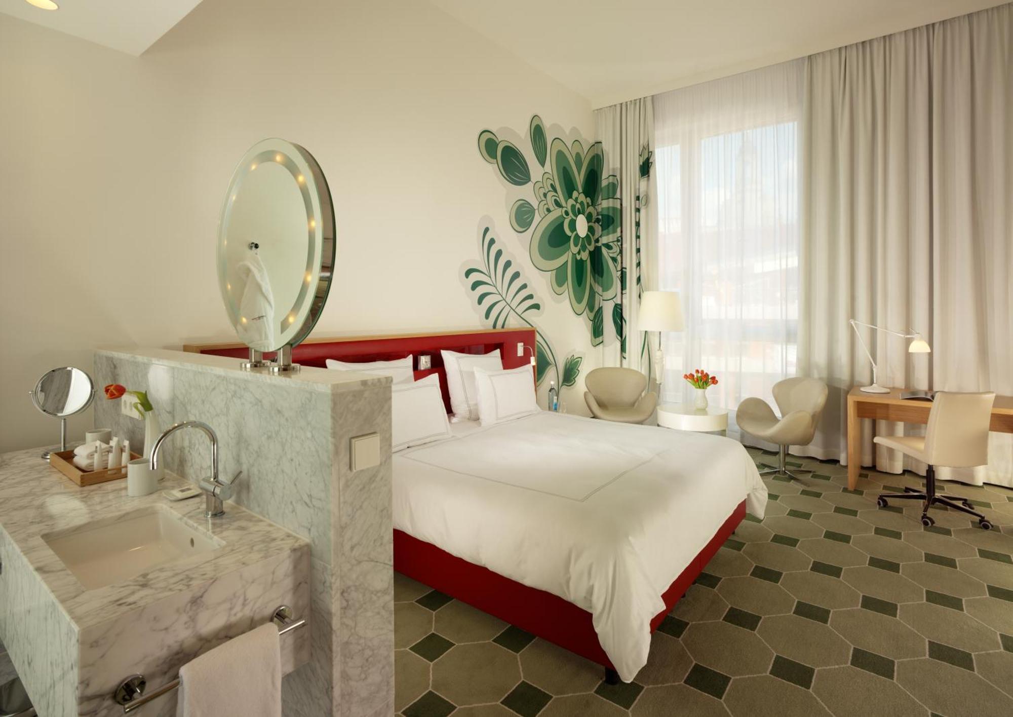 Deluxe Double or Twin Room,1716465359:JPEG