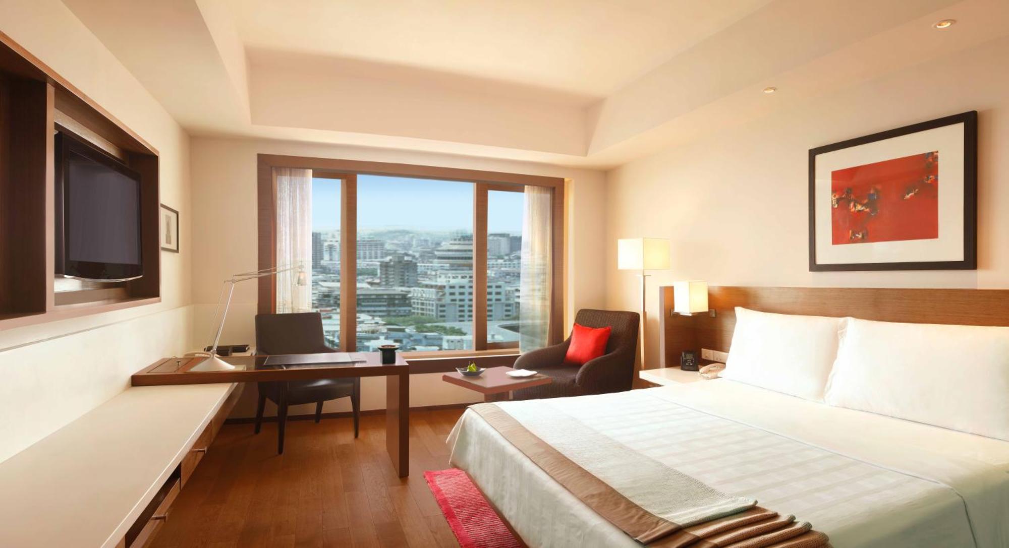 Premier Room