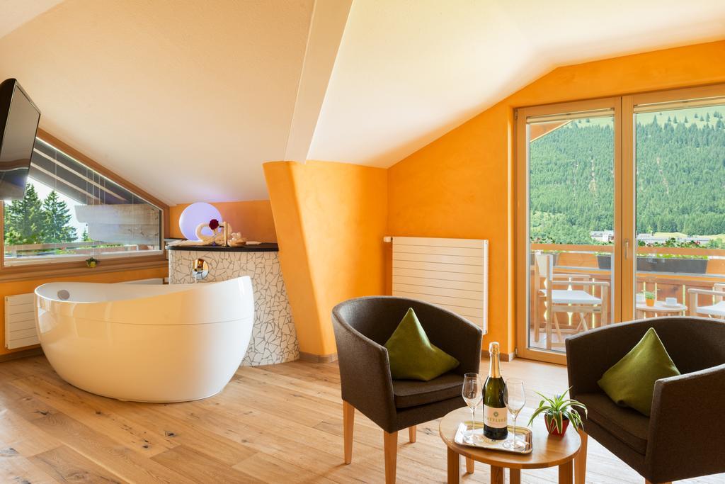 Suite mit Bergblick