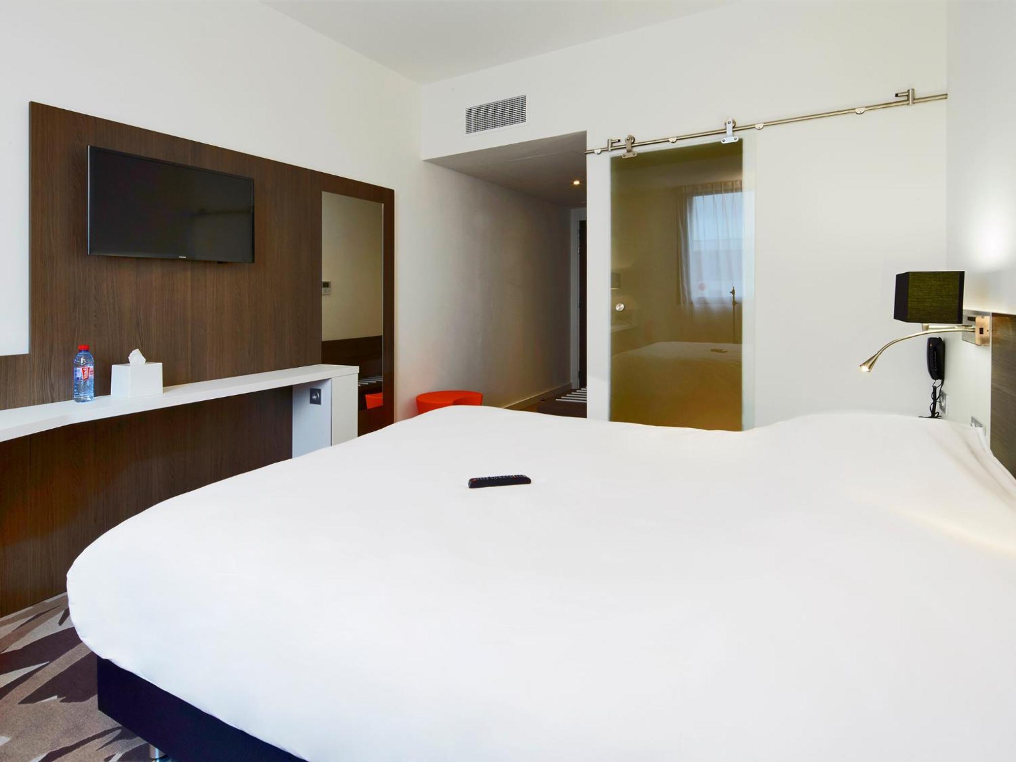 Chambre Double Lit Queen Size