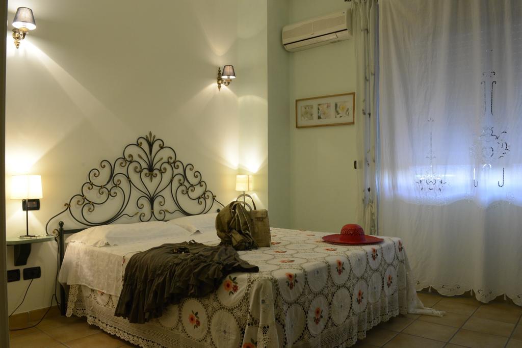 Camera Matrimoniale/Doppia con Letti Singoli con Bagno Privato