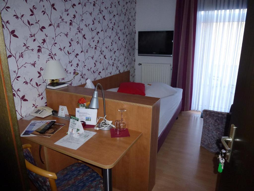 Comfort Single Room,1580336311:JPEG