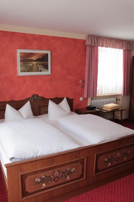 Doppelzimmer mit Balkon