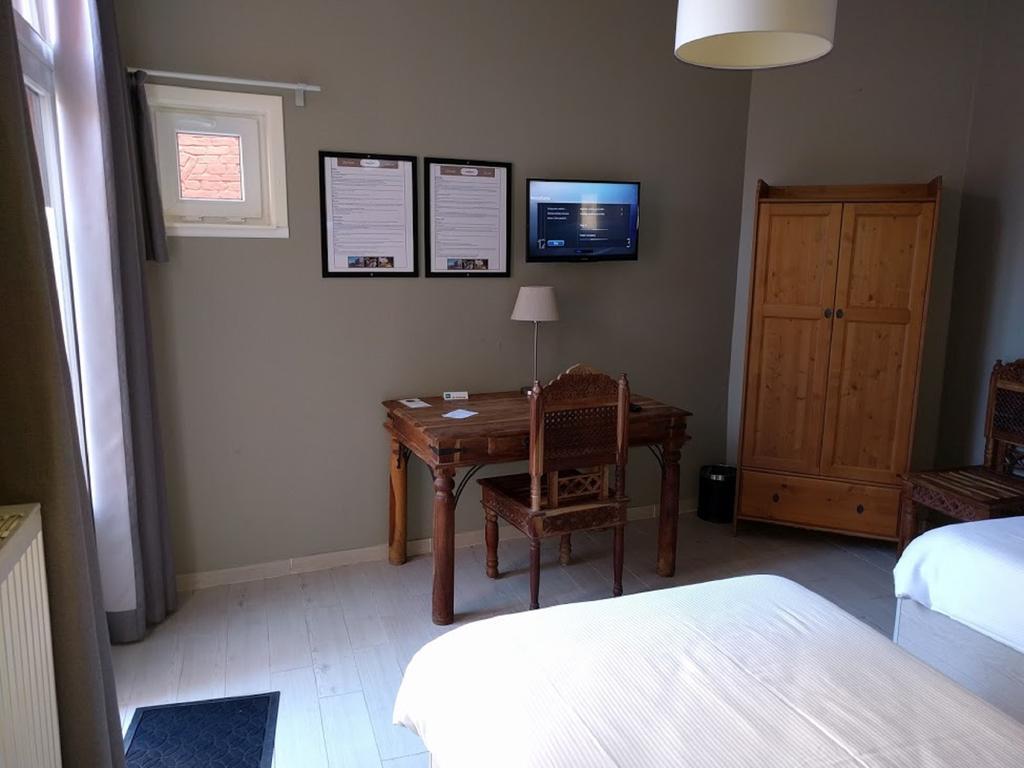 Comfort Zweibettzimmer mit Blick auf den Innenhof
