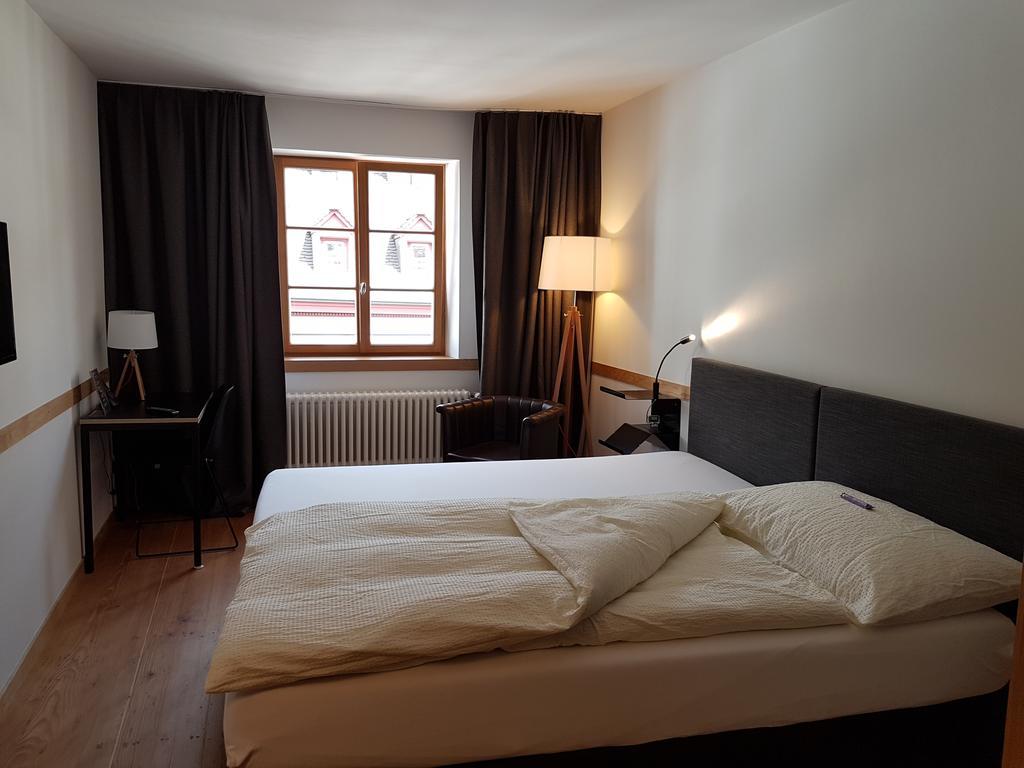 Doppelzimmer mit Stadtblick