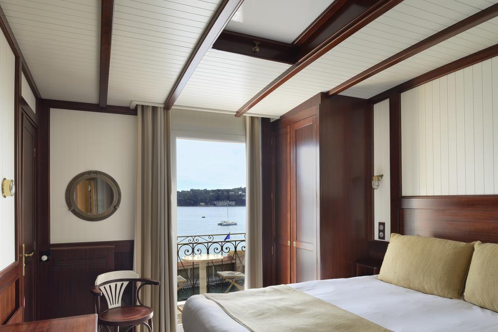 Chambre Double Confort avec Balcon - Vue Directe sur Mer