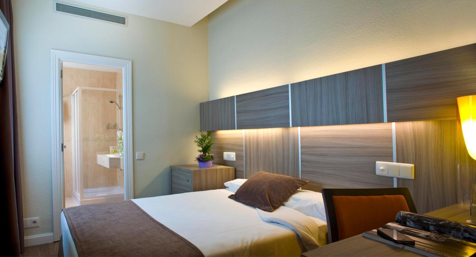 Single Room,1207586881:JPEG