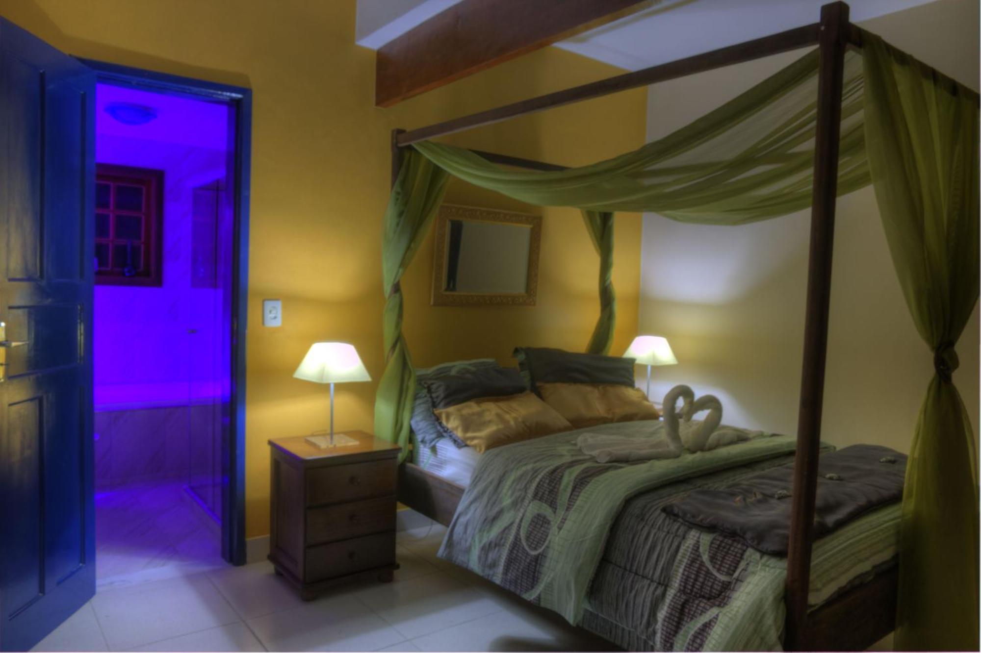 Quarto Duplo Deluxe com Banheira
