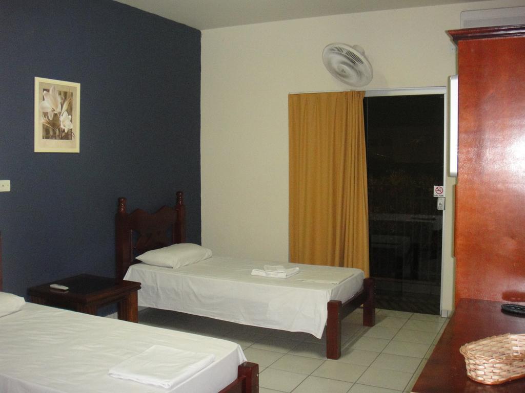 Quarto Deluxe com 2 Camas de Solteiro