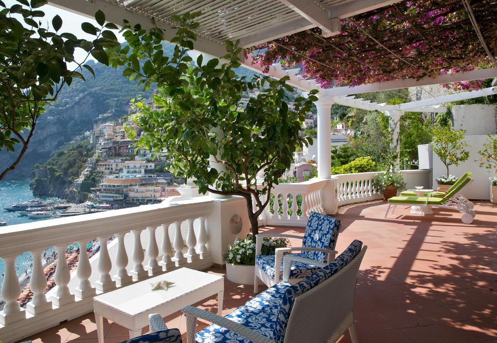 Apartamento de 1 dormitorio con terraza y vistas al mar