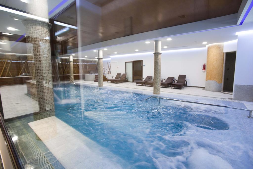 Double Room with Spa Access,1498576864:JPEG