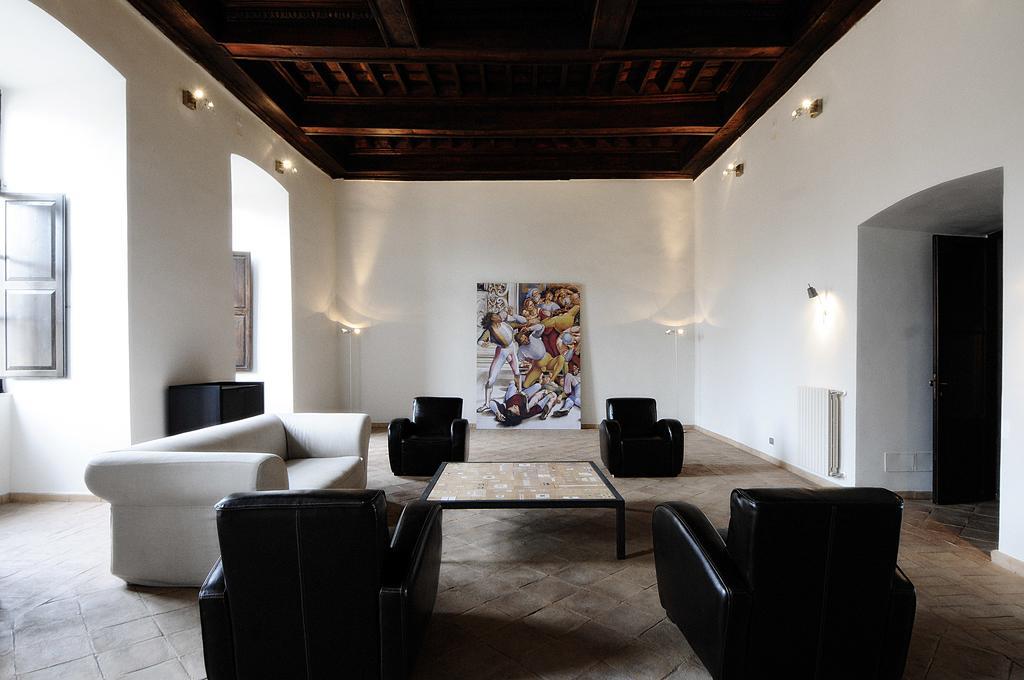 Suite Deluxe Annex,1556484133:JPEG