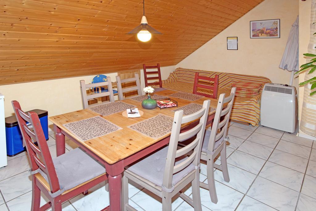 Two-Bedroom Apartment,227470151:JPEG