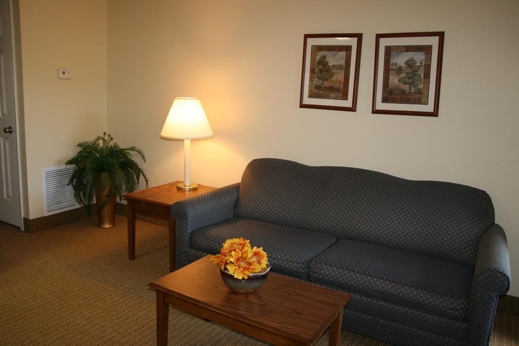 Queen Suite
