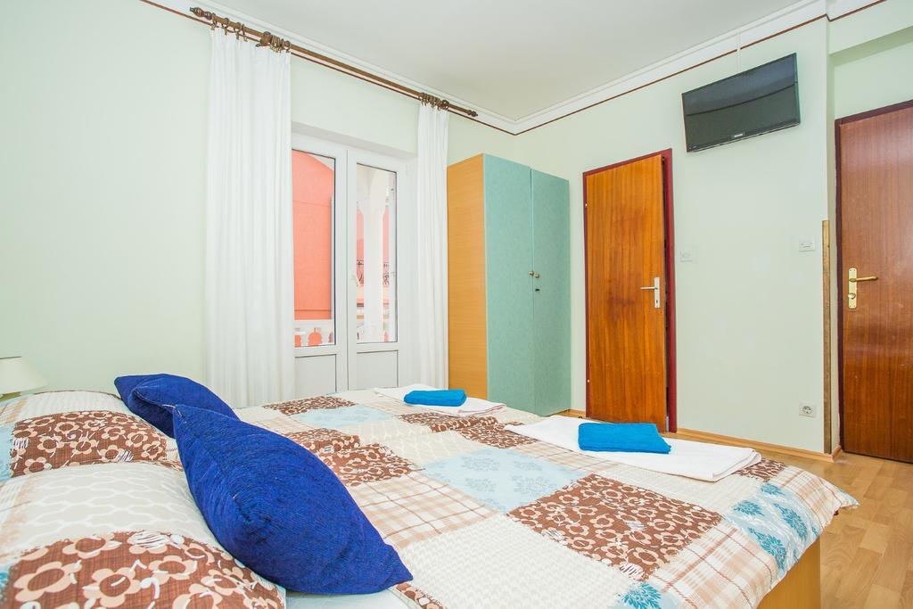 Dreibettzimmer