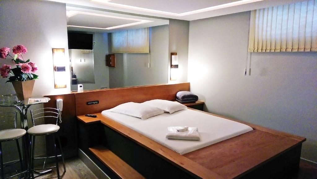 Suíte com Banheira de Hidromassagem