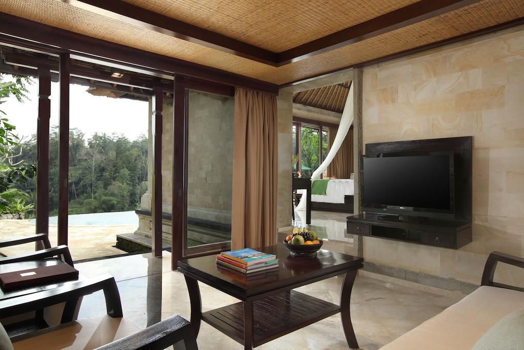 Royal Villa met Zwembad en Massage van 1 Uur